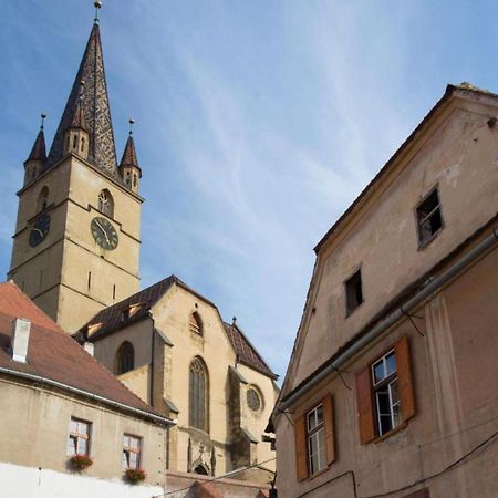 Ultracentral Medieval Apartment 锡比乌 外观 照片